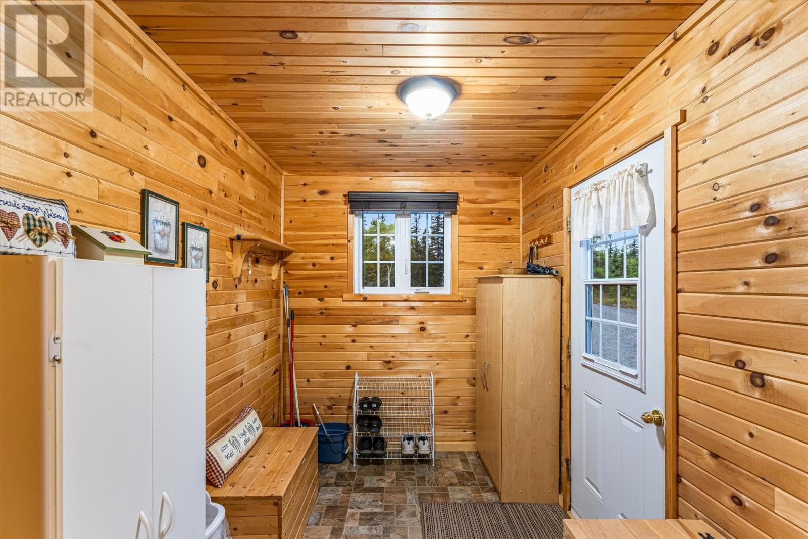 9 STAG POND ROAD, Newfoundland & Labrador — photo 2
