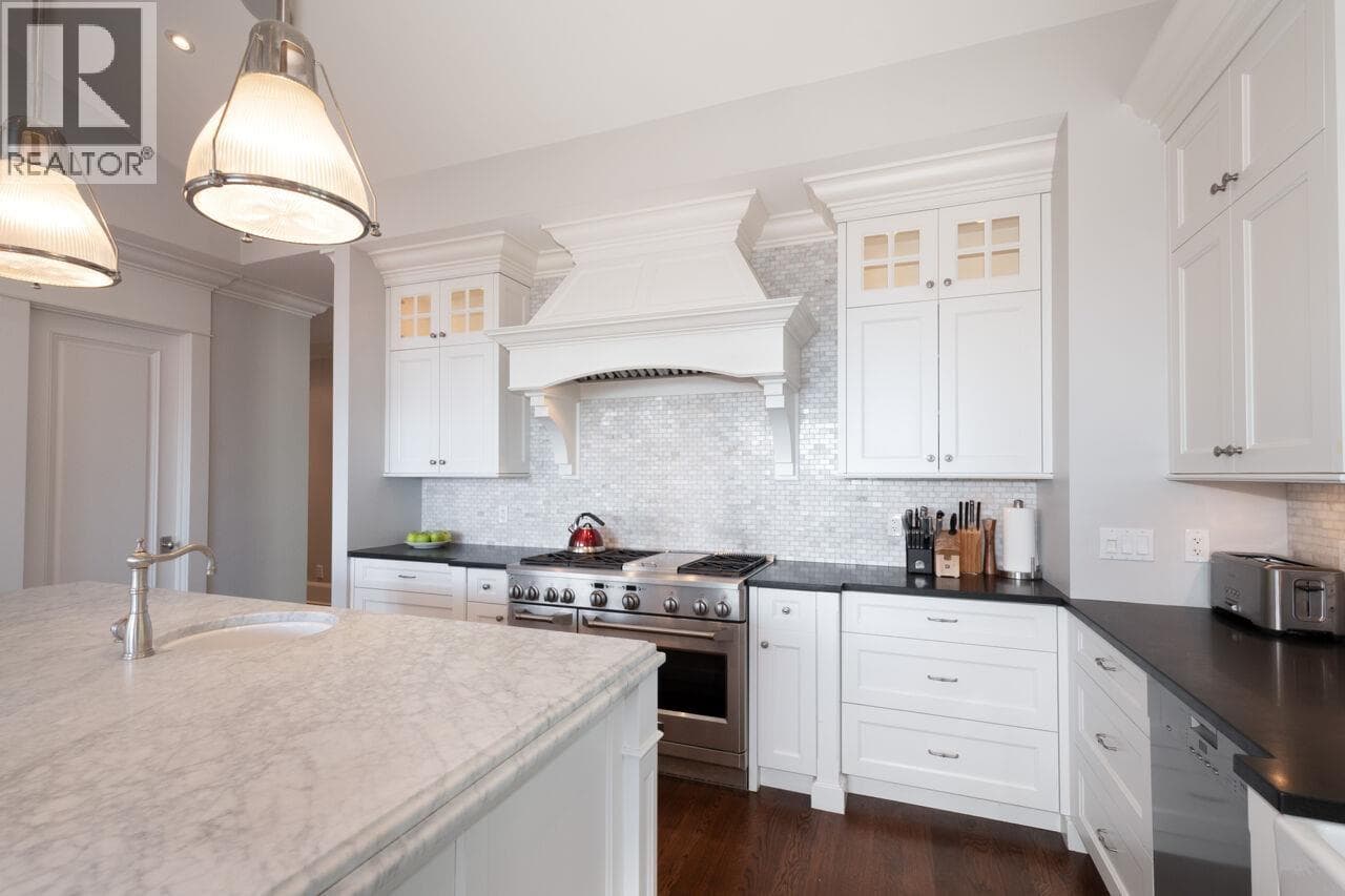 4659 WOODGREEN DRIVE, Greater Vancouver — photo 4