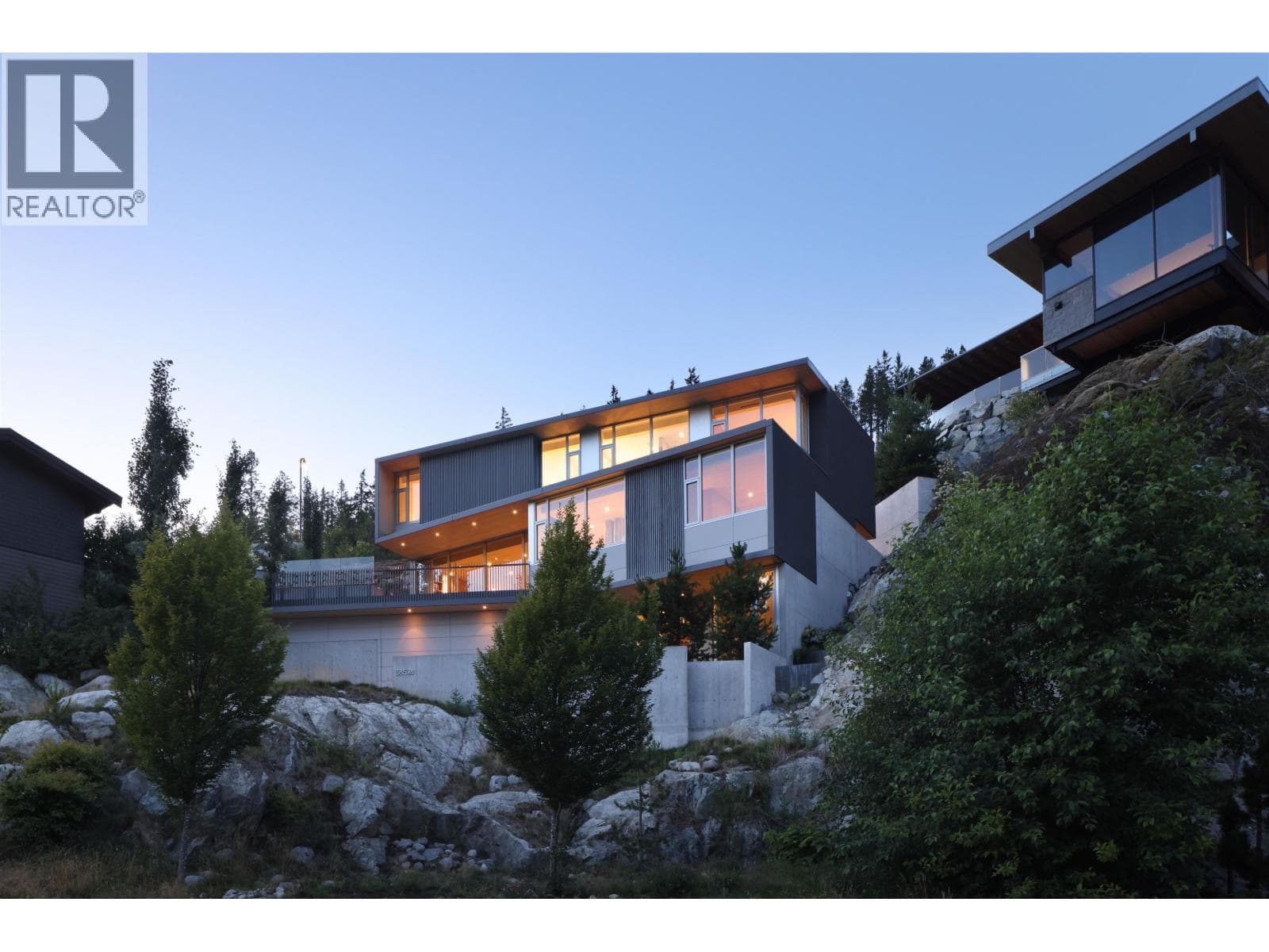 38574 HIGH CREEK DRIVE, Greater Vancouver — photo 2