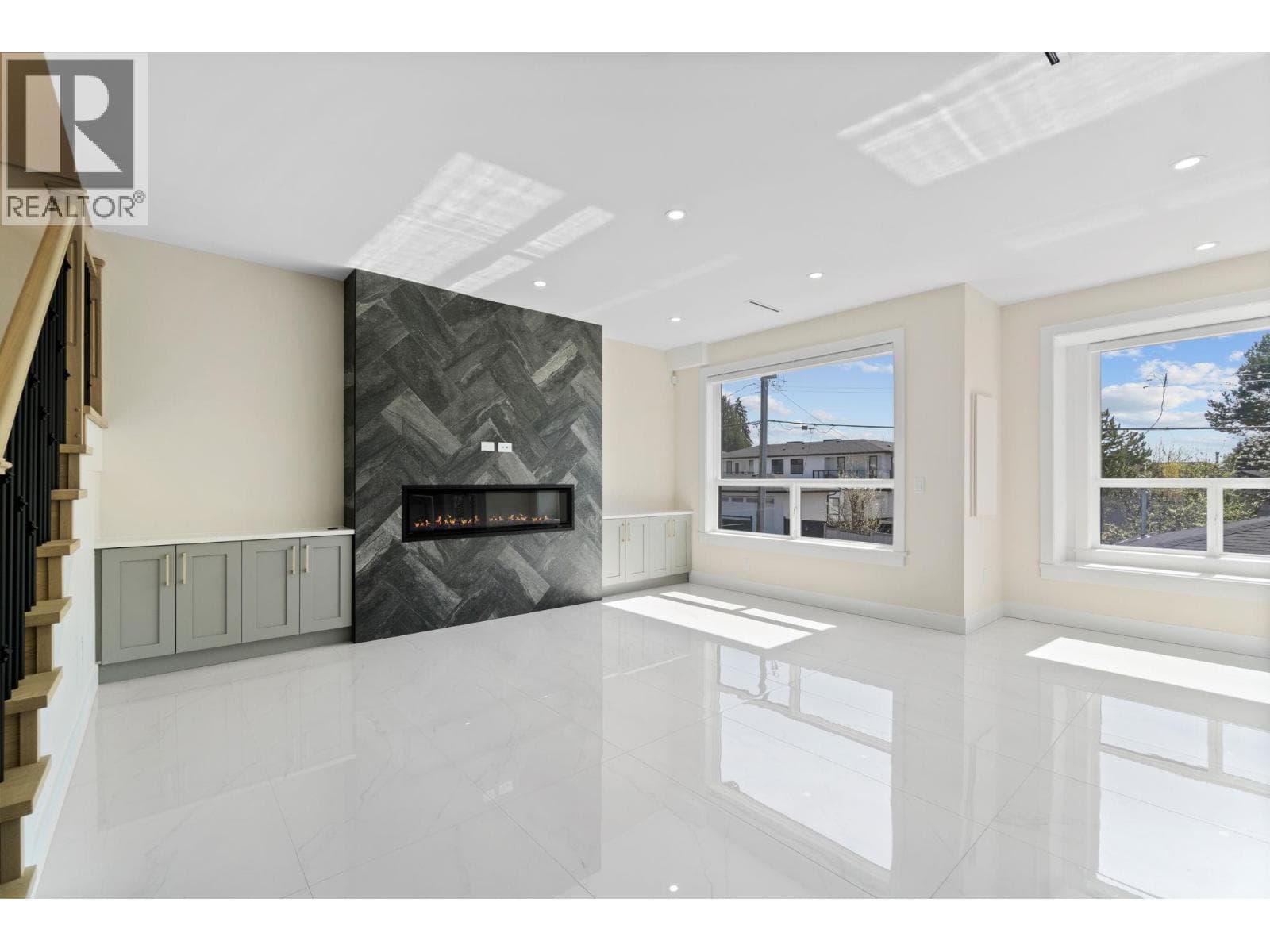 6388 GRANT STREET — photo 3