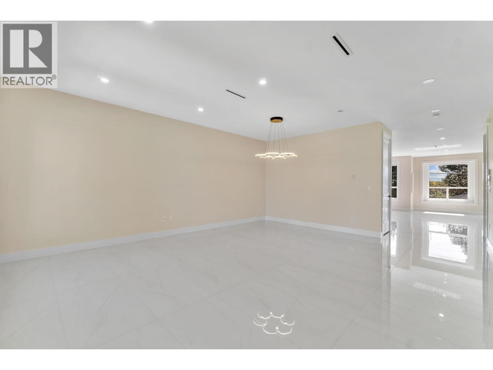 6388 GRANT STREET — photo 4