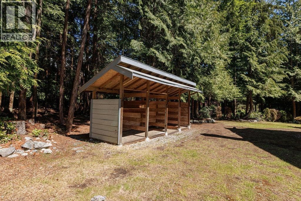 1356 ROBERTS CREEK ROAD, Greater Vancouver — photo 3