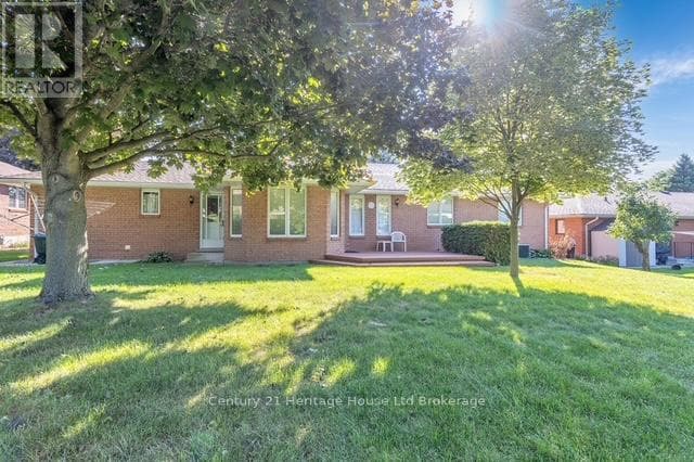 5 THOMAS AVENUE — photo 4