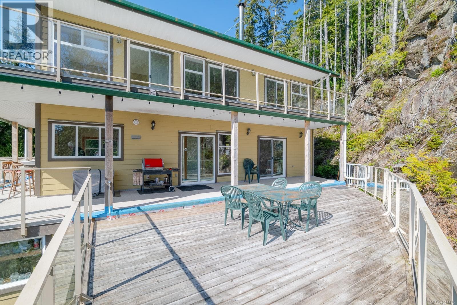 29 HAGGARD COVE, Vancouver Island — photo 2