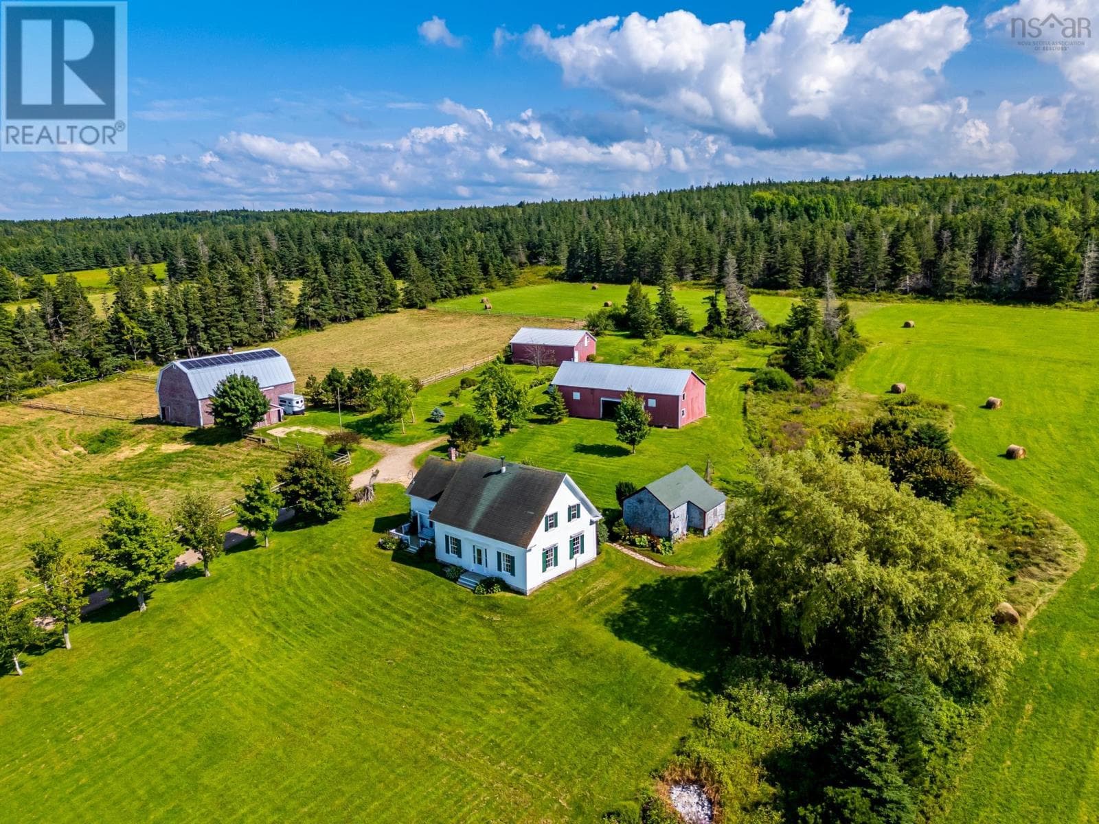 9262 St Croix Cove Road in 