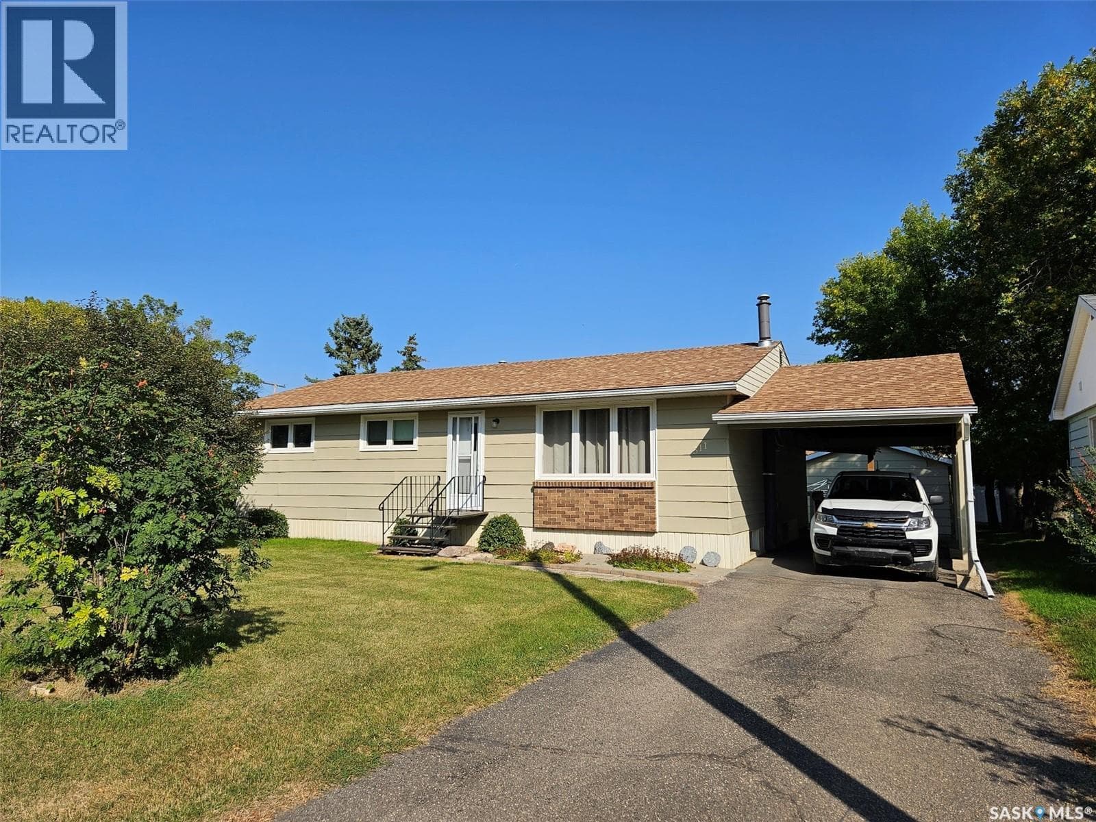 311 6th STREET W in 