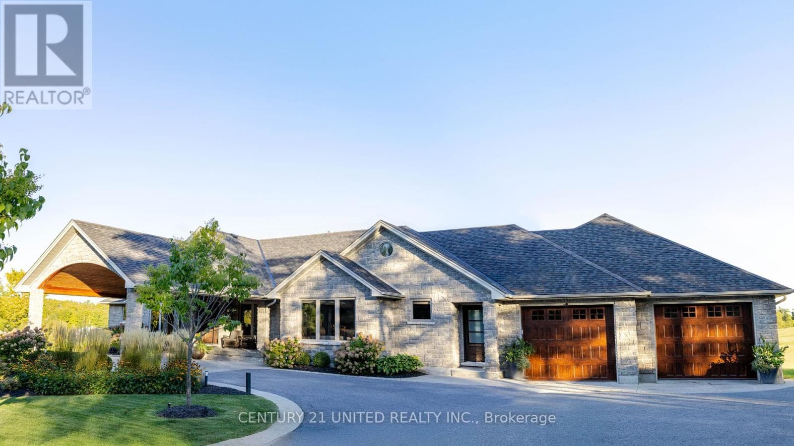 7 MAPLEHILL DRIVE — photo 3