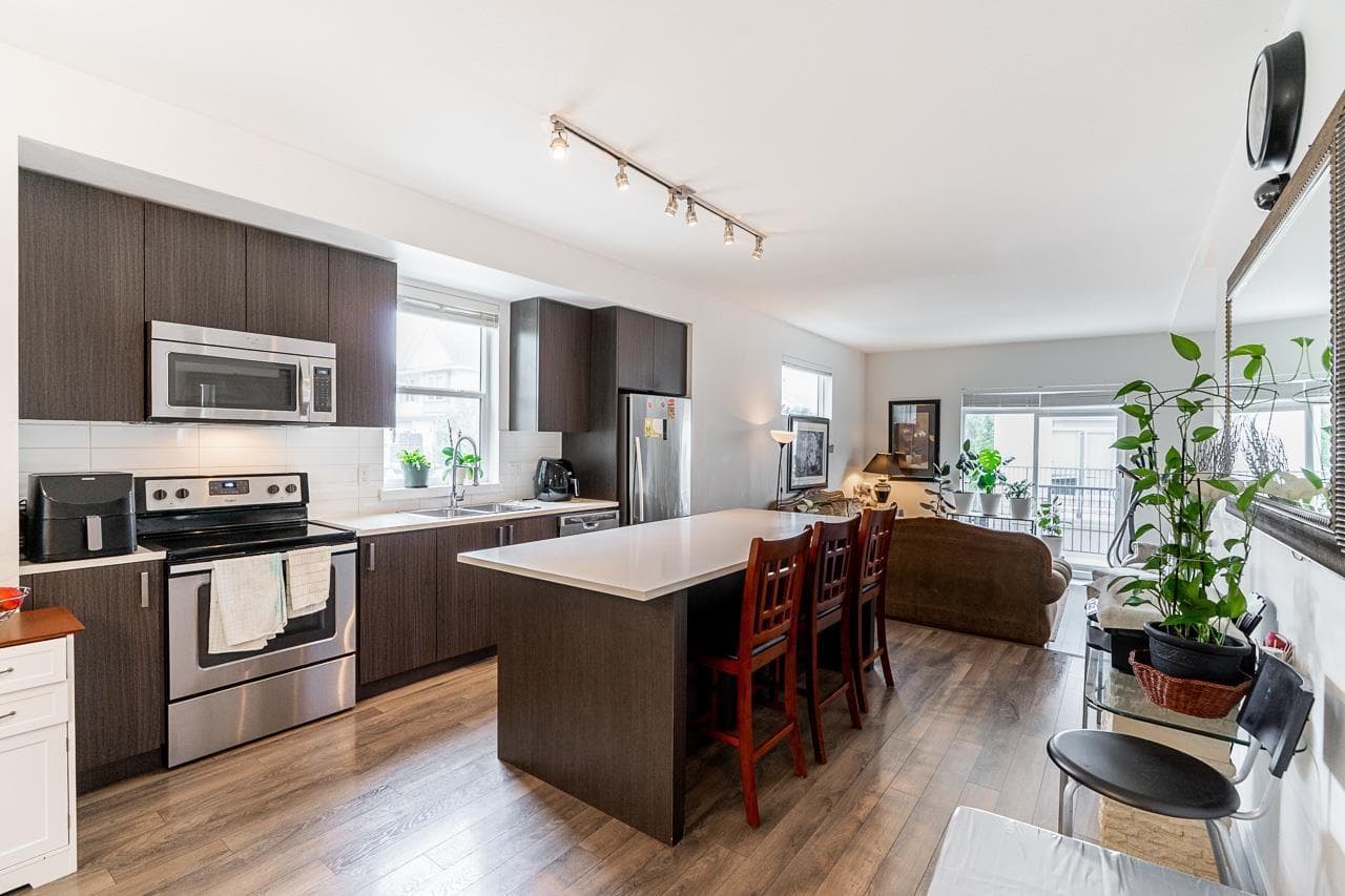1 13636 81A AVENUE, Fraser Valley — photo 3