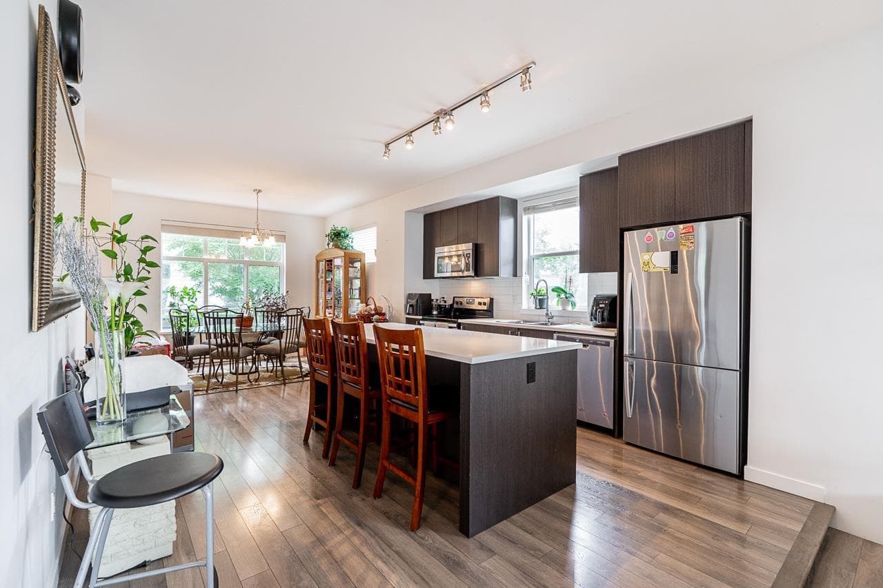 1 13636 81A AVENUE, Fraser Valley — photo 2