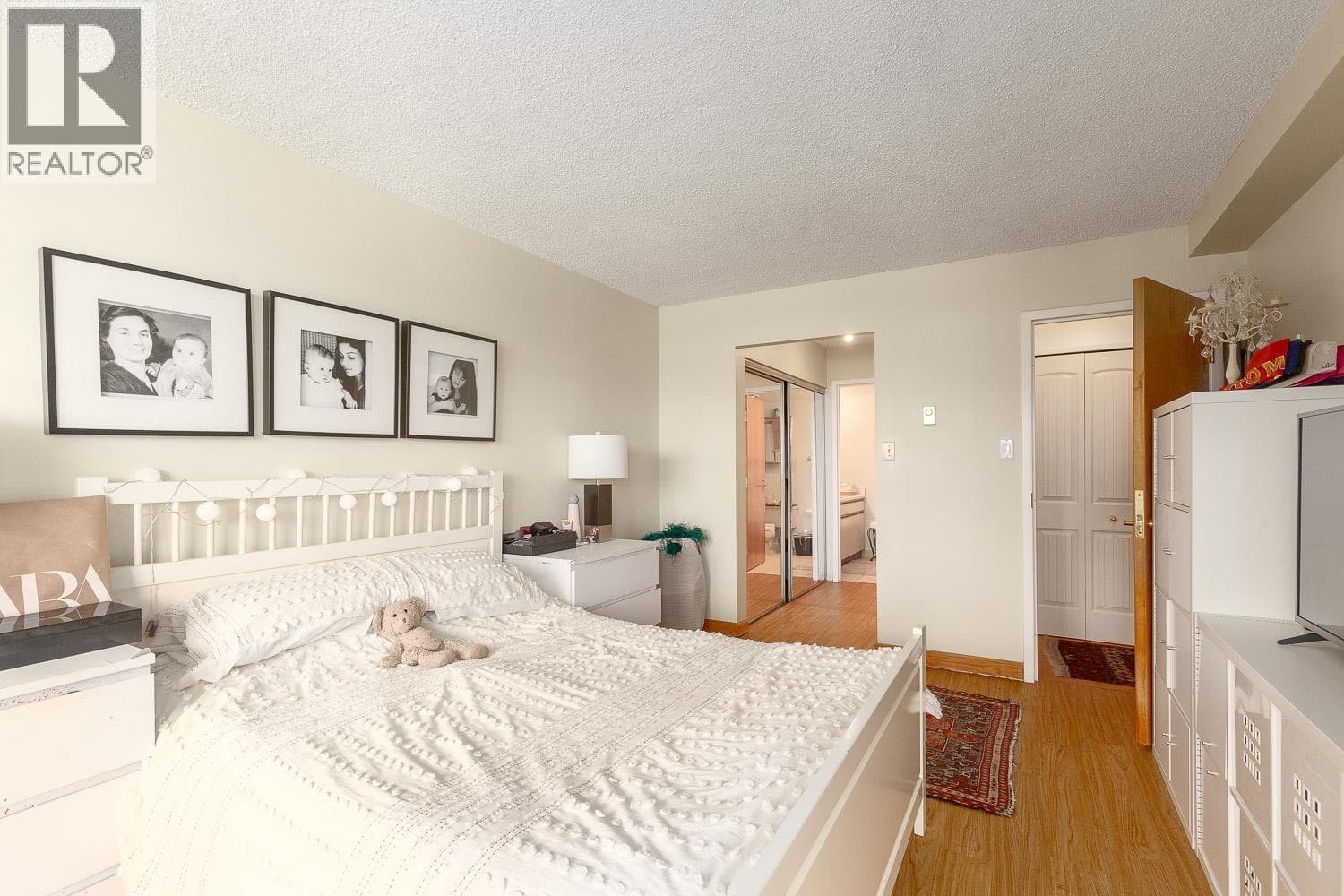 1003 1450 PENNYFARTHING DRIVE, Greater Vancouver — photo 2