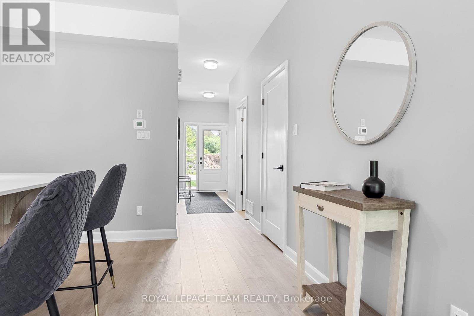 350 LEWIS WEST STREET NORTH — photo 4
