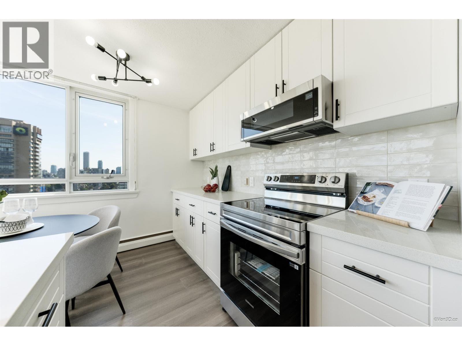 2407 1850 COMOX STREET — photo 5