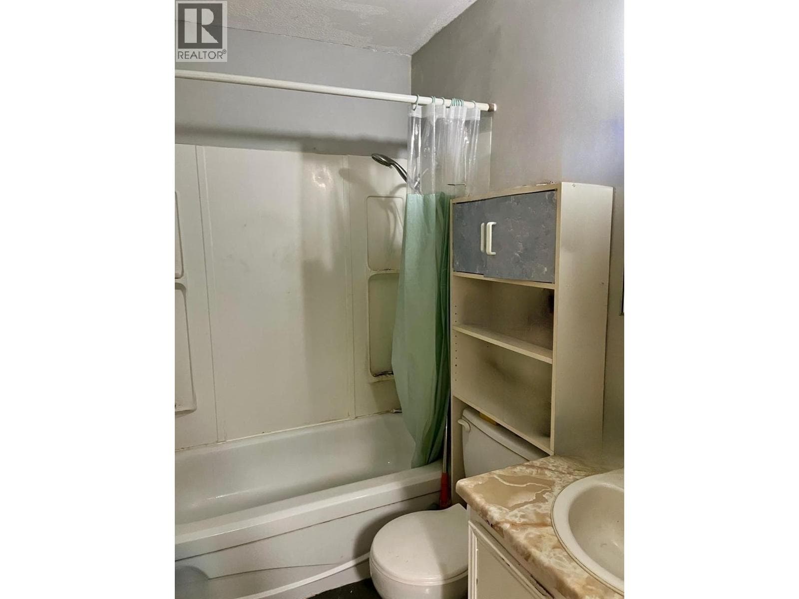 279 ALDER DRIVE UNIT 317, Interior REALTORS® — photo 5