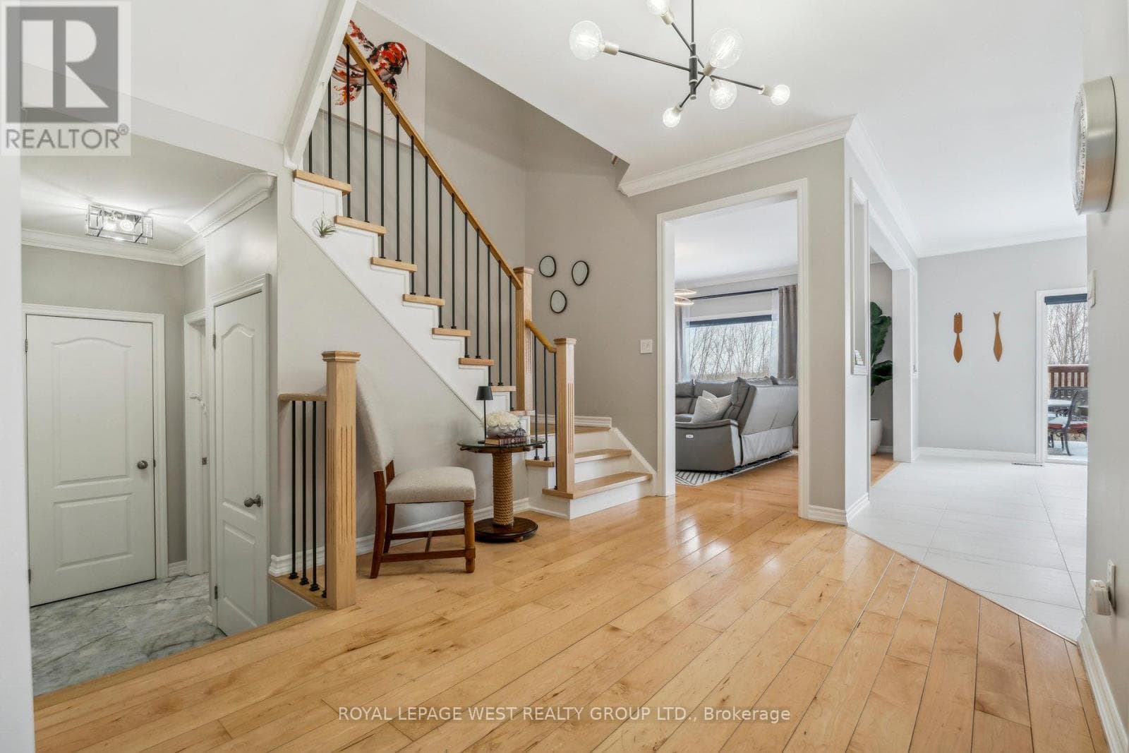264 MORDEN DRIVE — photo 4