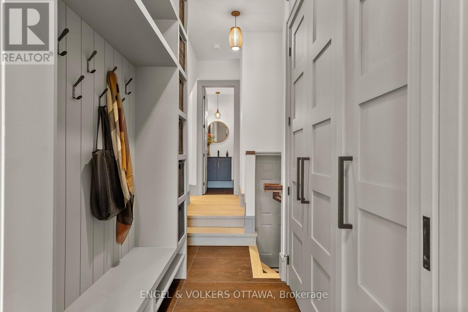 37 CLARENDON AVENUE — photo 5