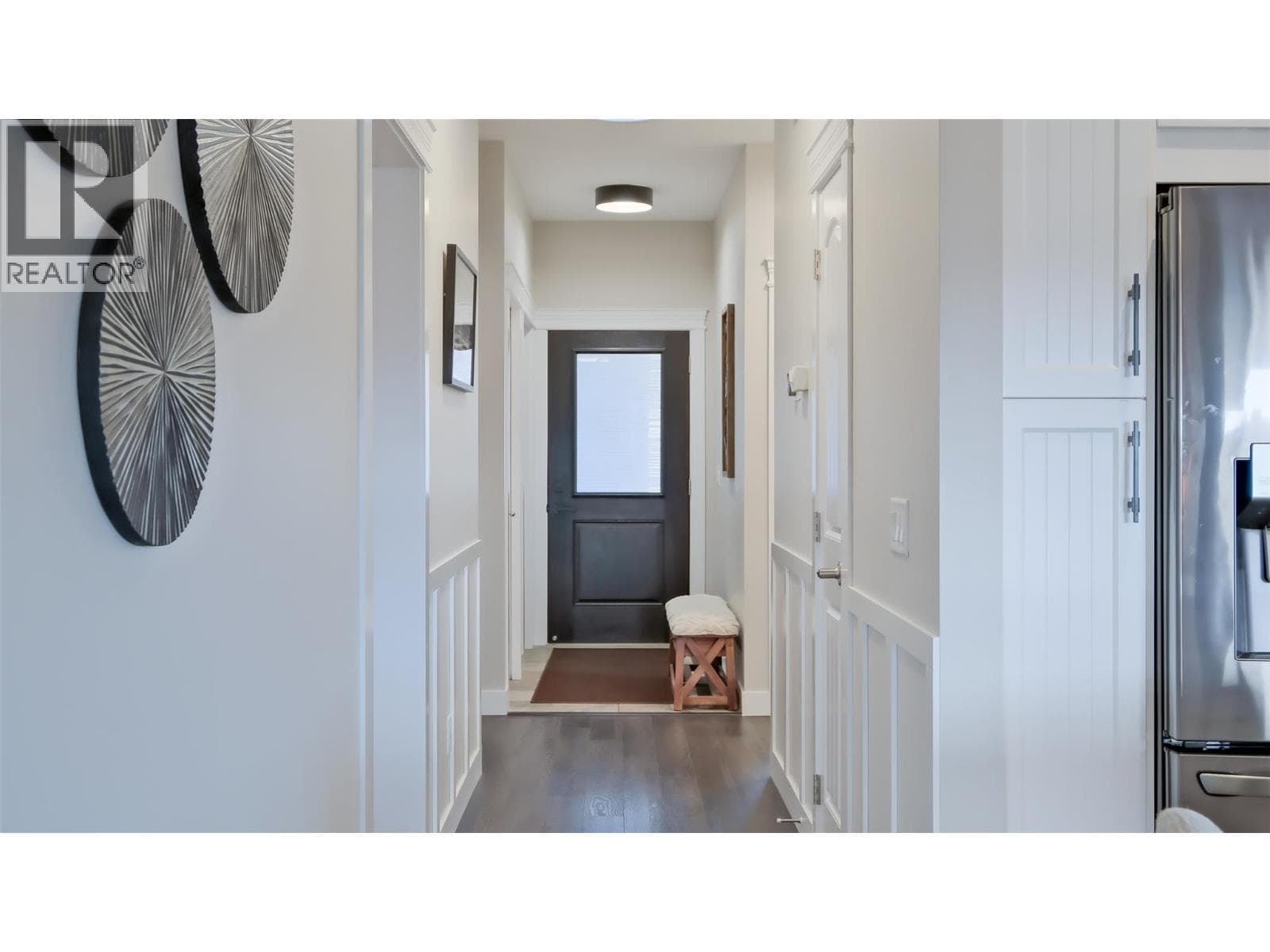 2084 CLOVER DRIVE, Interior REALTORS® — photo 2