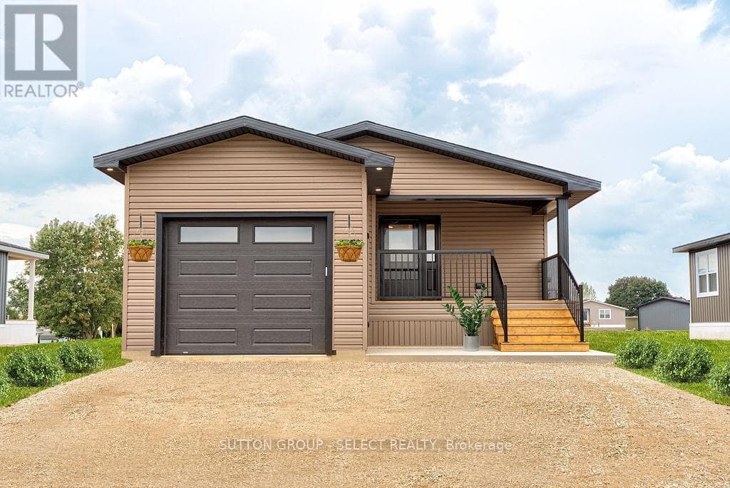 LOT 7 - 213 CAROLYNN WAY — photo 2