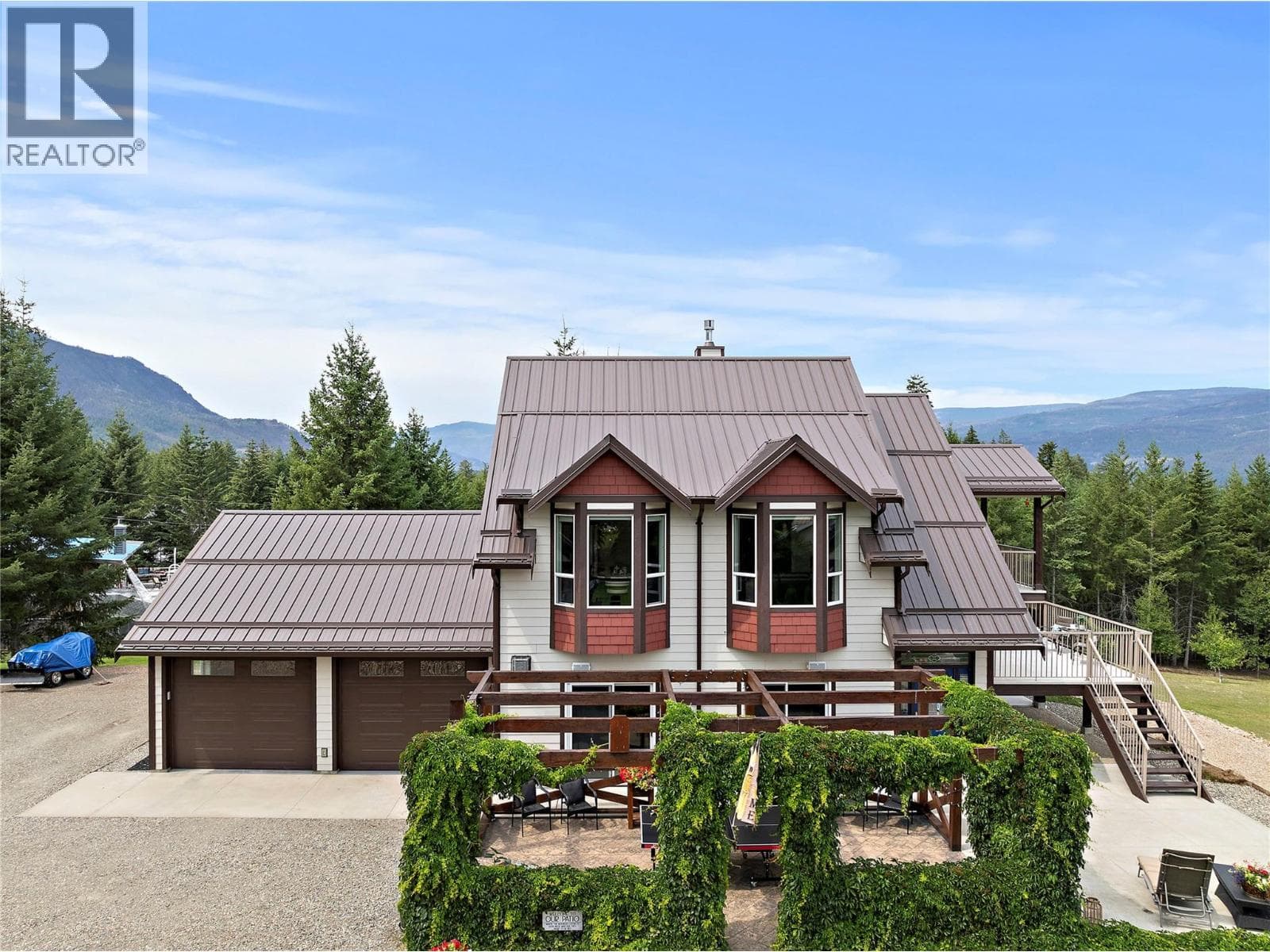 2672 MCKENZIE ROAD, Interior REALTORS® — photo 5