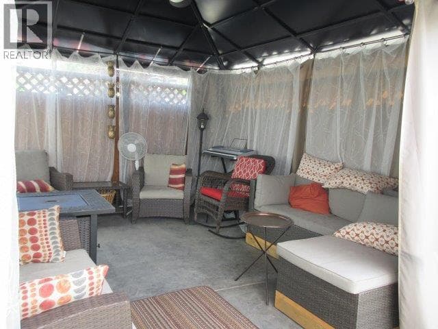 248 415 COMMONWEALTH ROAD, Interior REALTORS® — photo 3