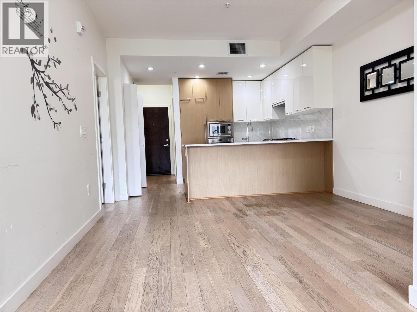 221 4033 MAY DRIVE, Greater Vancouver