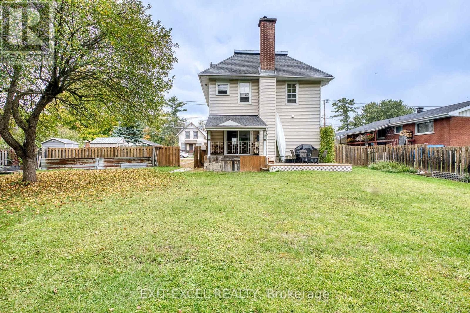 615 MOFFAT STREET — photo 5