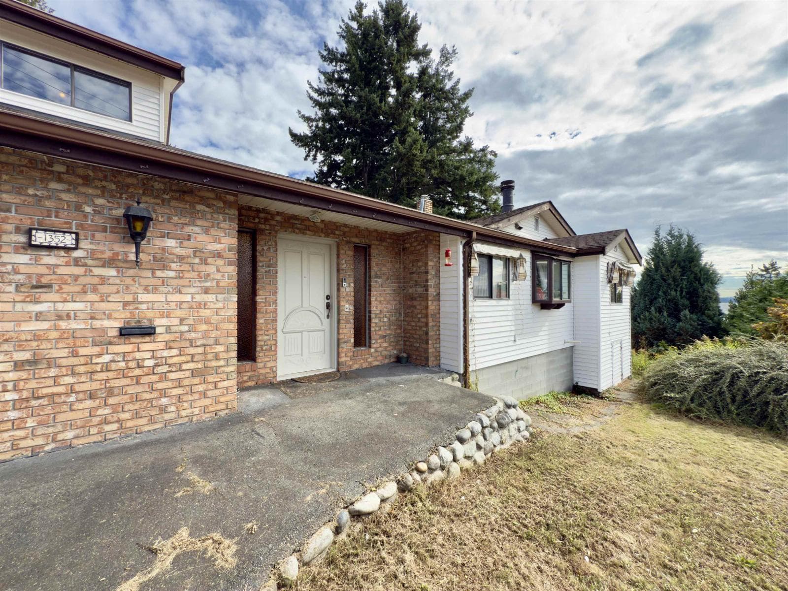 1352 OXFORD STREET, Fraser Valley — photo 5