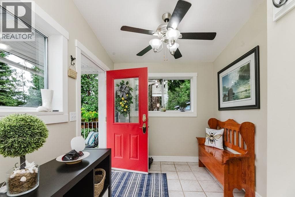 405 GAVIN ROAD, Greater Vancouver — photo 2