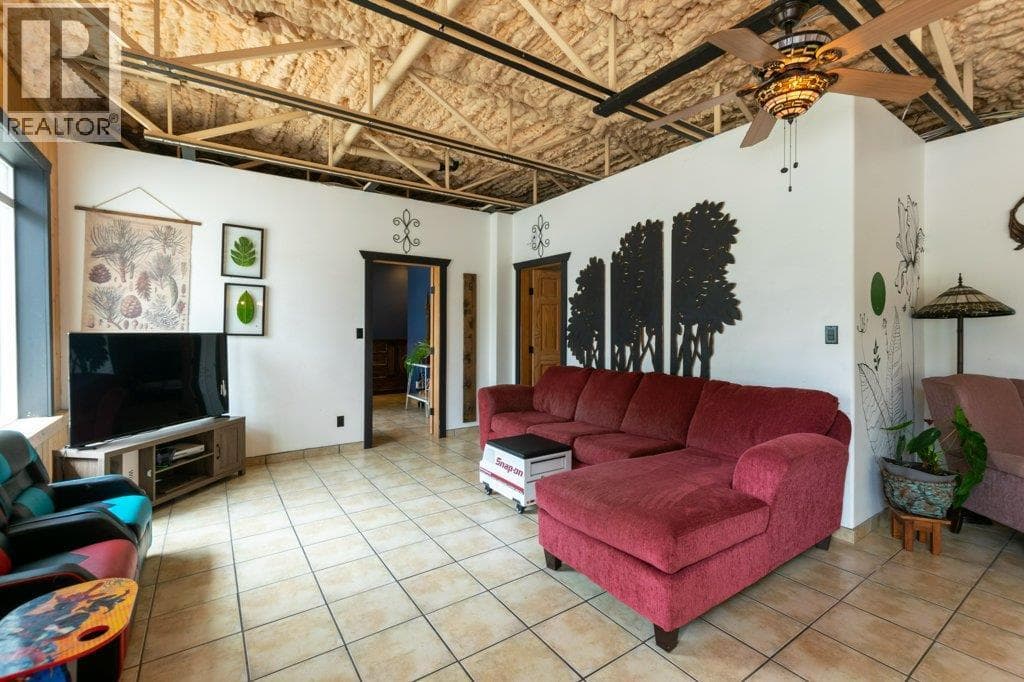 2481 Squilax-Anglemont Road Unit# 46, Interior REALTORS® — photo 3