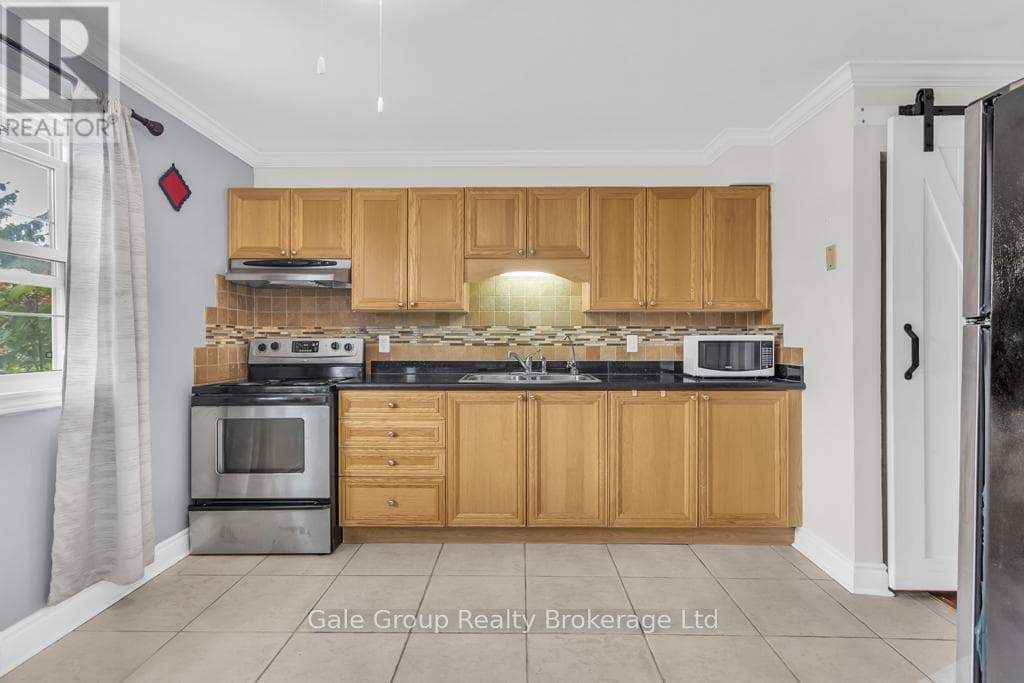 4 43 BLANDFORD STREET, Woodstock-Ingersoll-Tillsonburg — photo 4