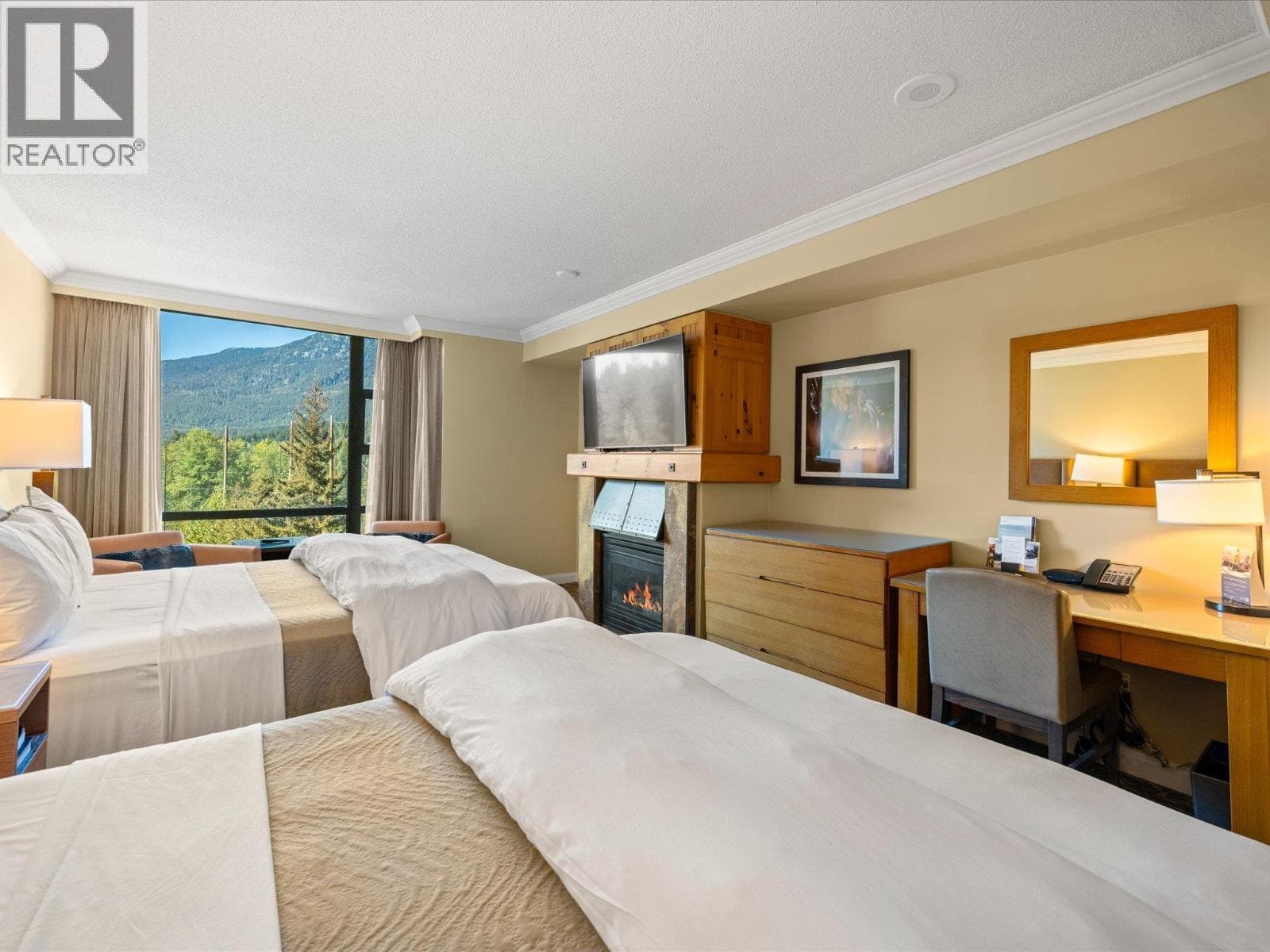 659 4090 WHISTLER WAY, Greater Vancouver — photo 3