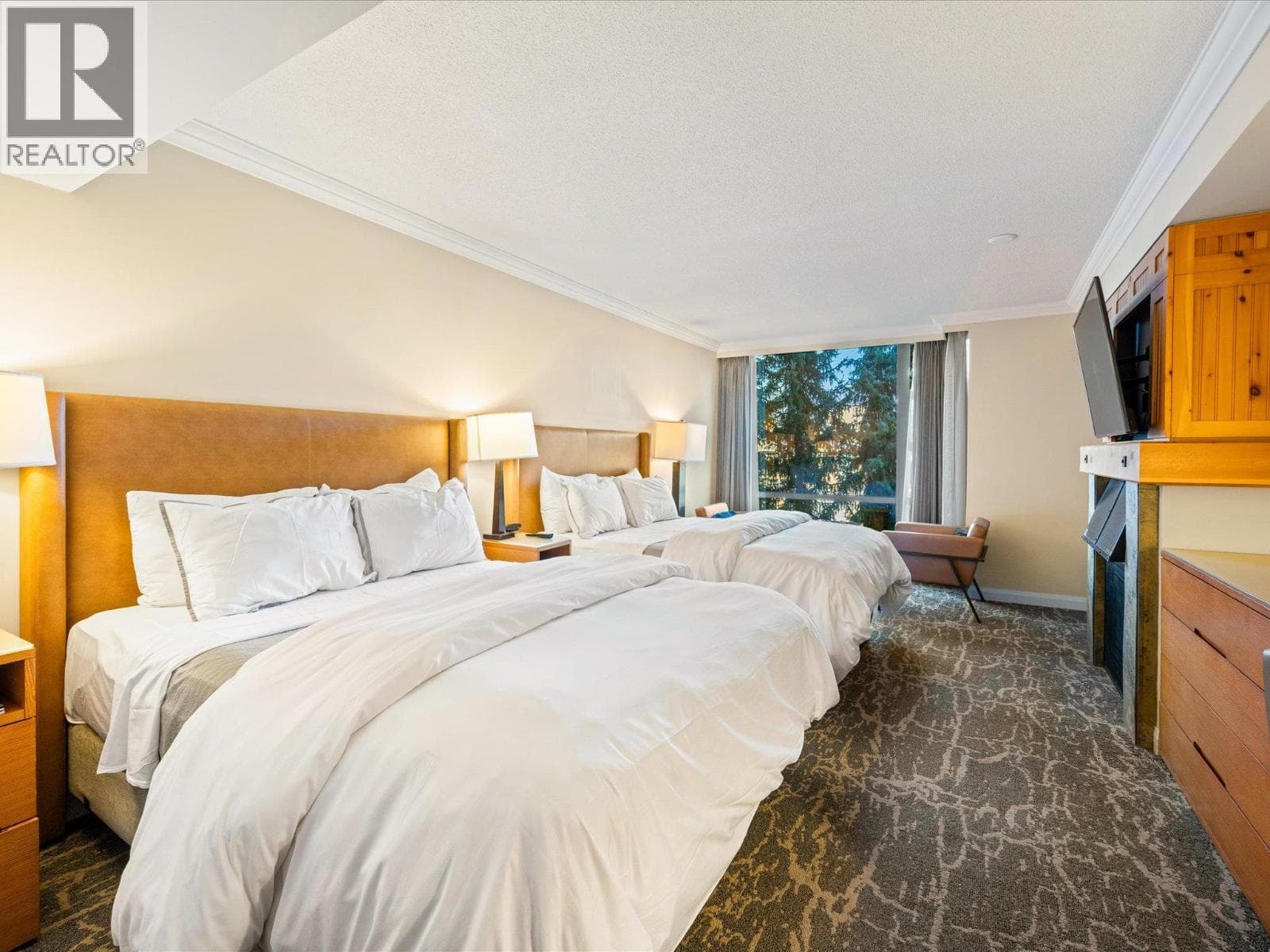 685 4090 WHISTLER WAY, Greater Vancouver — photo 3