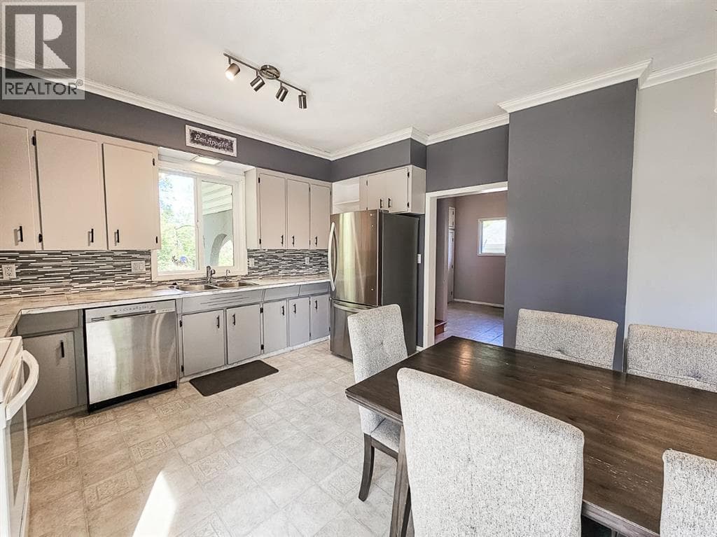 131 2ND STREET NORTHWEST, Grande Prairie — photo 4