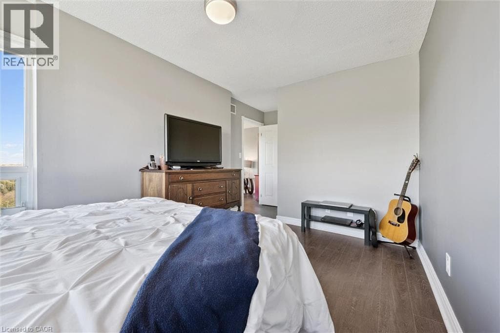 237 KING STREET WEST UNIT 703, Cornerstone — photo 5
