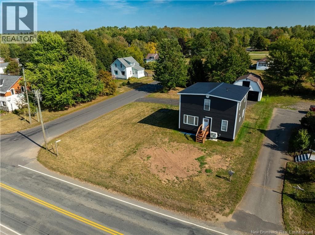 8 DUFFERIN ROAD, New Brunswick — photo 2