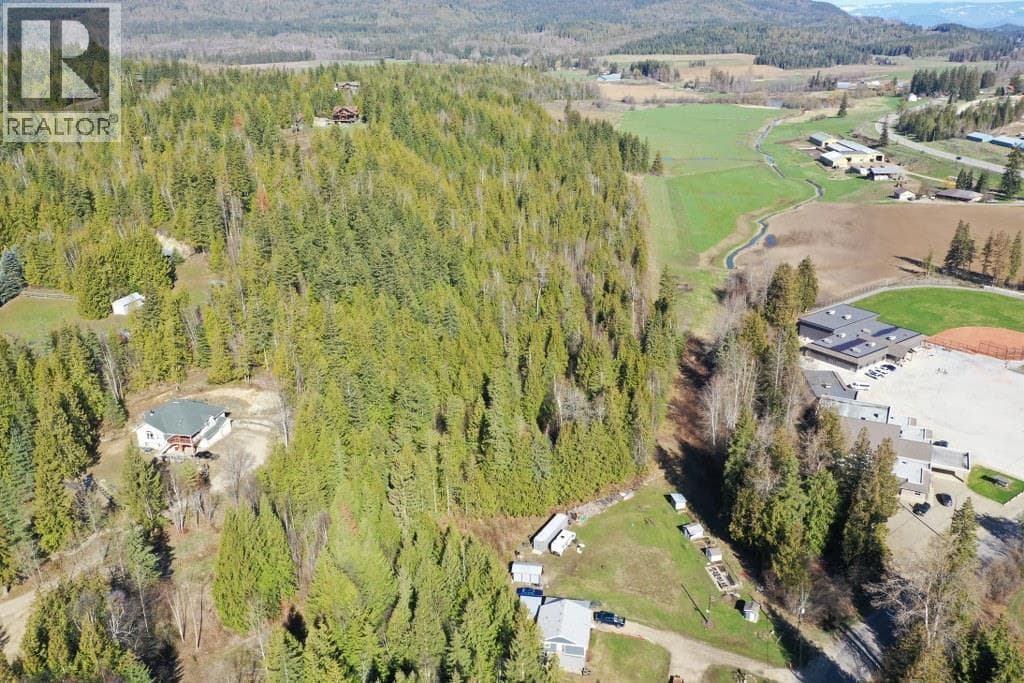 28 GARDOM LAKE ROAD in 