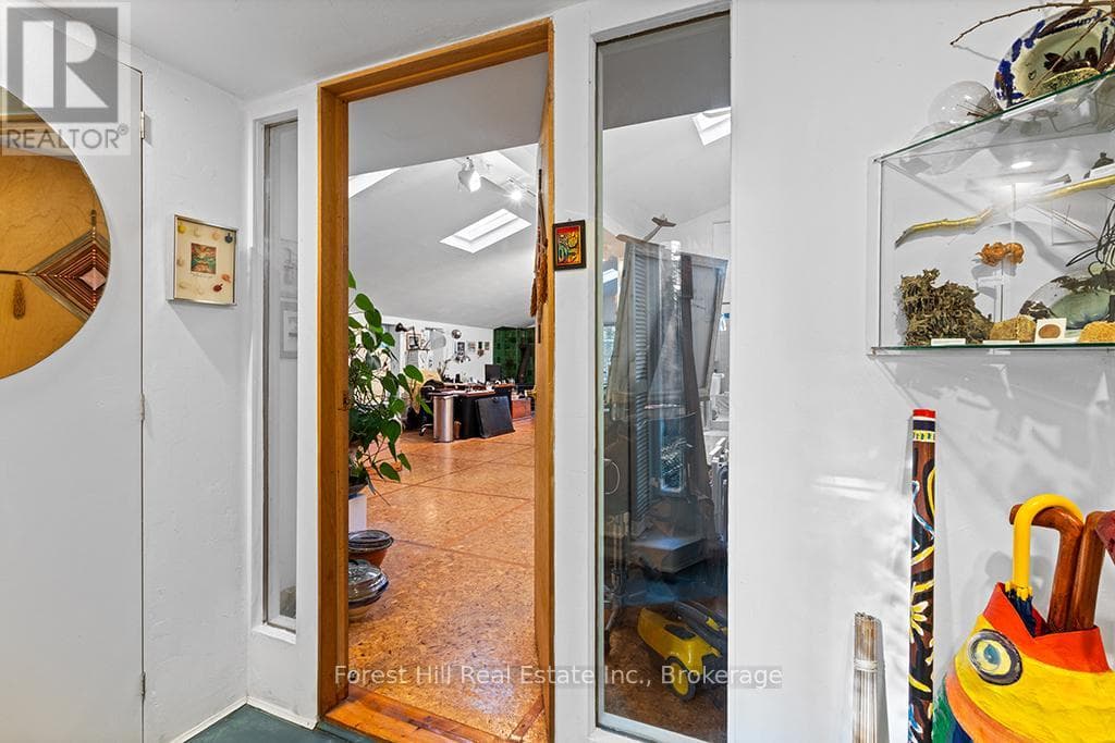 15 HILL STREET — photo 3