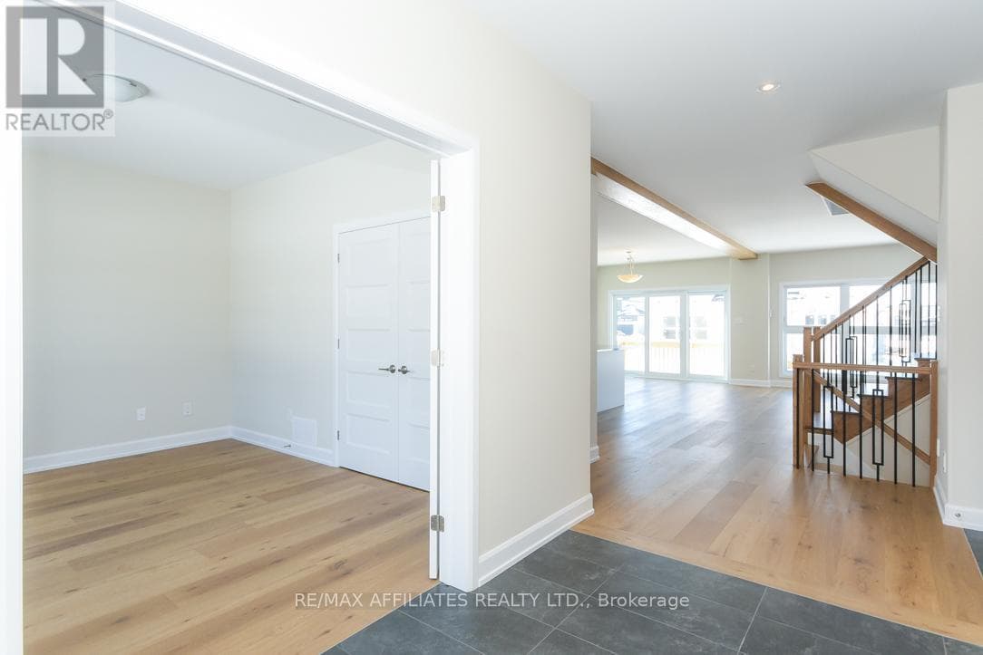 1055 CHABLIS CRESCENT, Ottawa — photo 5