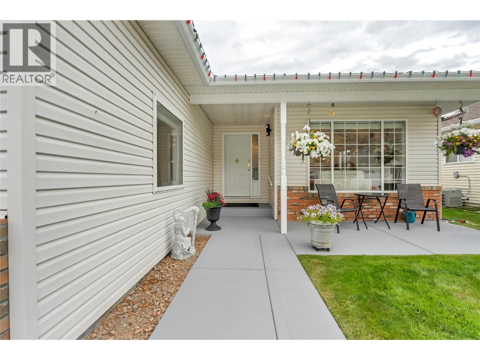 518 RED WING DRIVE, Interior REALTORS® — photo 3