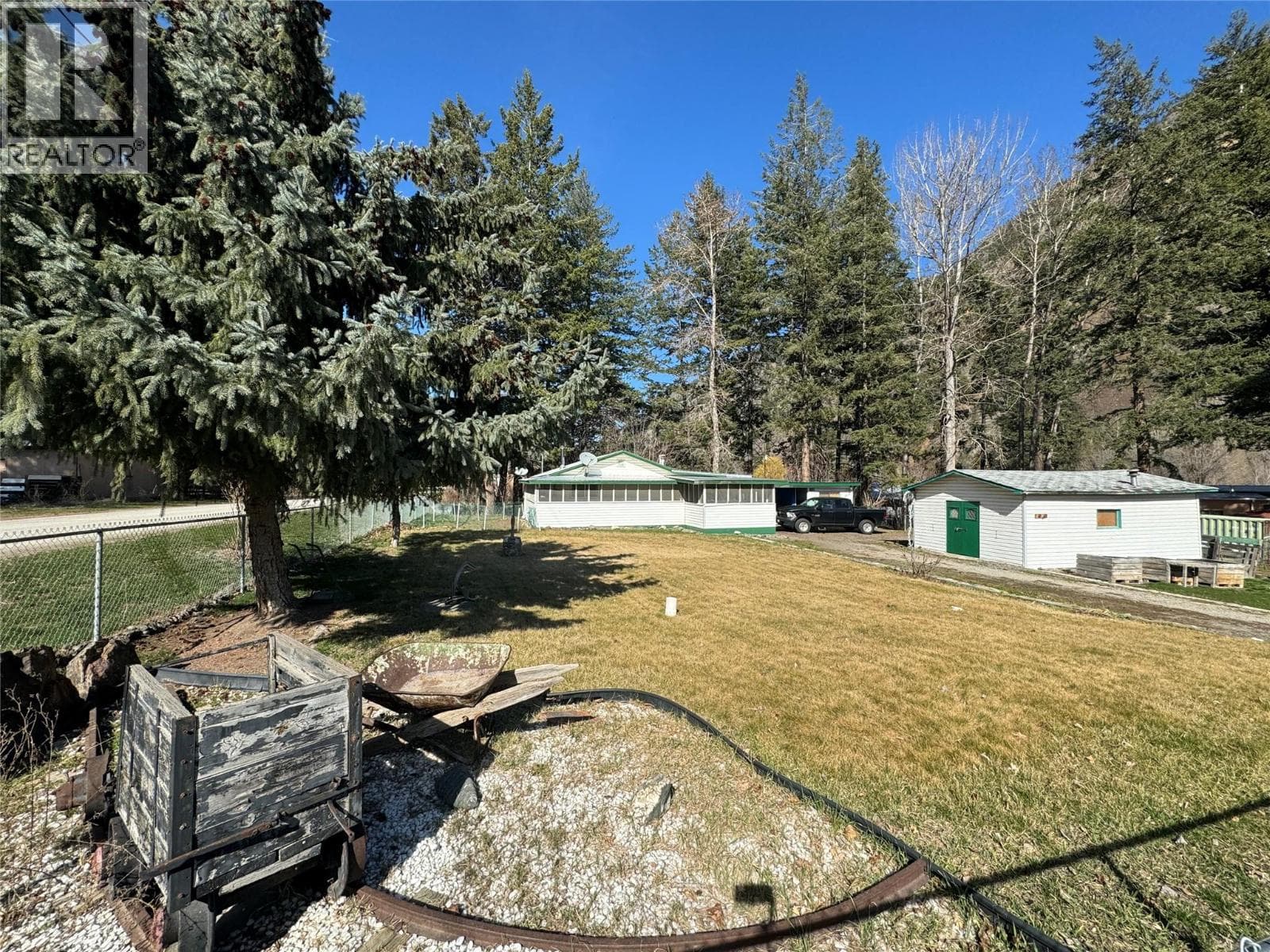 1483 MAIN STREET, Interior REALTORS® — photo 4