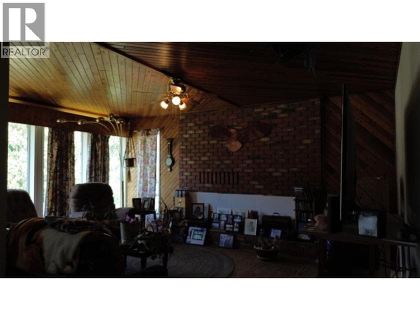 629 THIRD AVENUE, Interior REALTORS® — photo 5