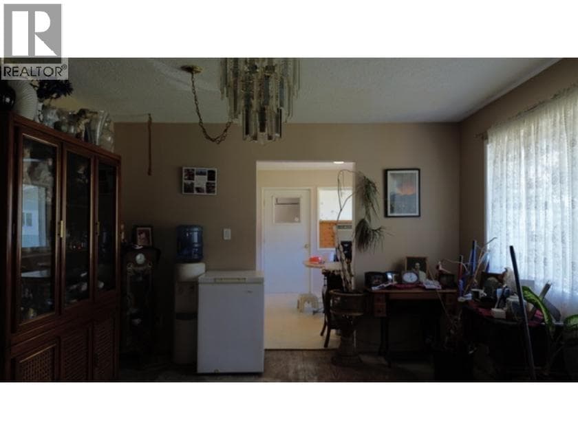 629 THIRD AVENUE, Interior REALTORS® — photo 3