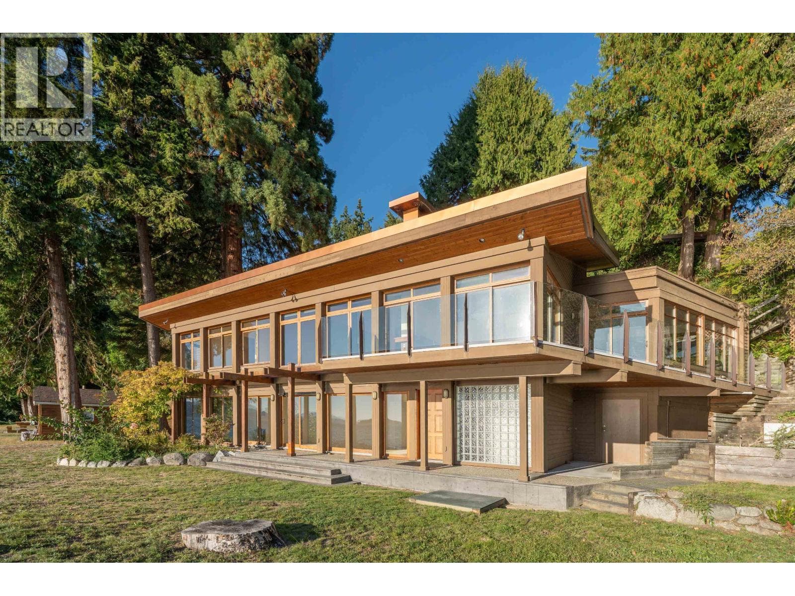 4893 SUNSHINE COAST HIGHWAY, Greater Vancouver — photo 2