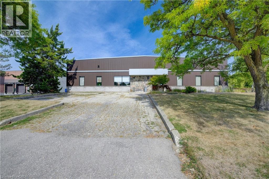 136 DEARBORN PLAZA in Lincoln/Dearborn