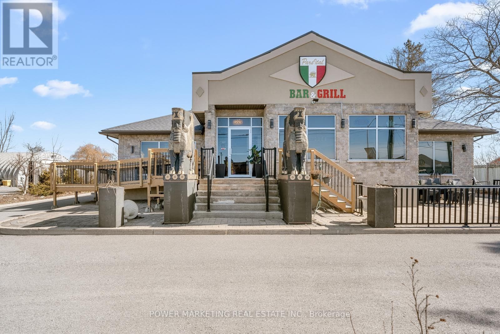 1133 CARP ROAD in STITTSVILLE NORTH