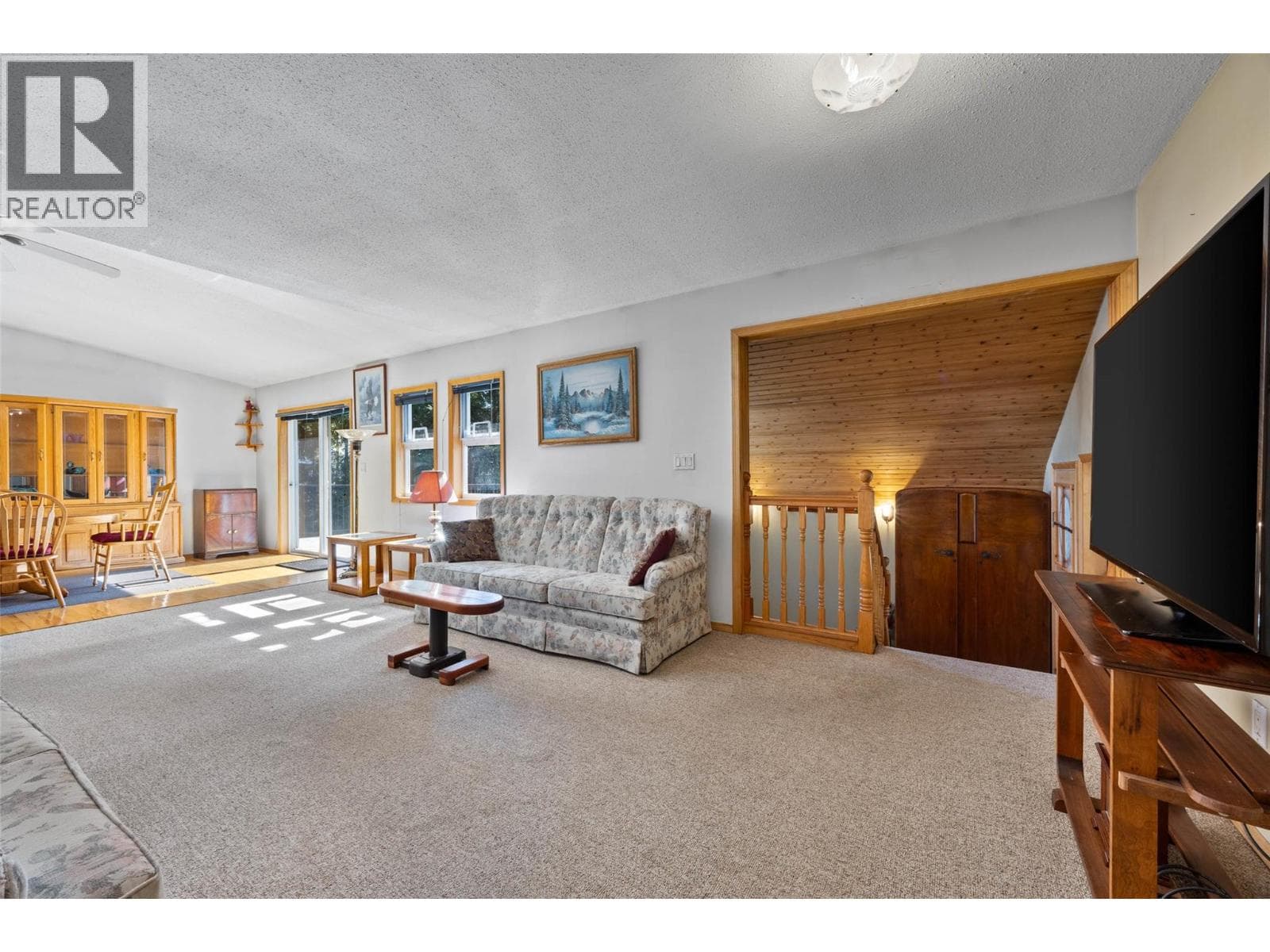 7650 MOUNTAIN DRIVE, Interior REALTORS® — photo 2