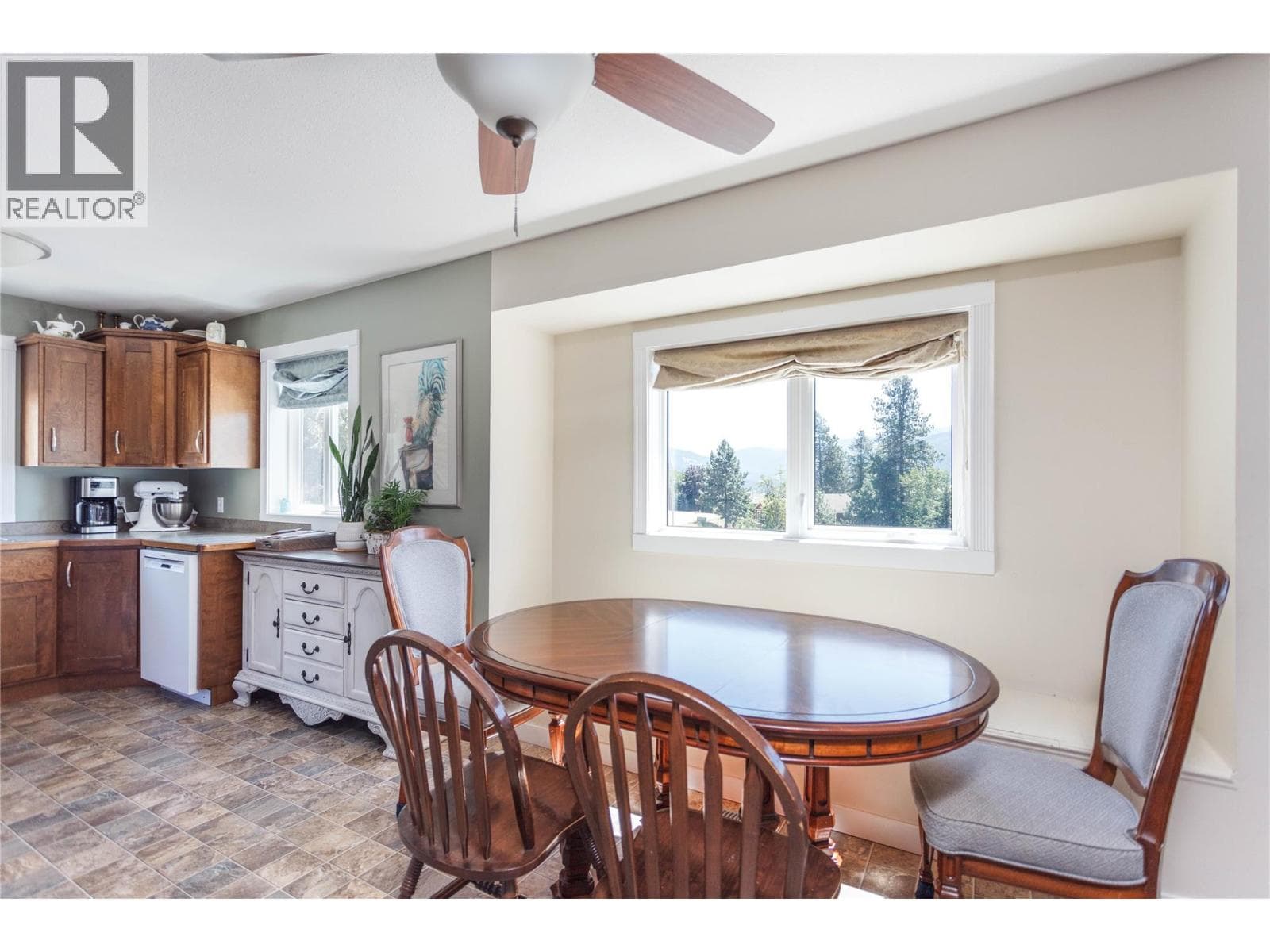 1859 SCHUNTER DRIVE, Interior REALTORS® — photo 3