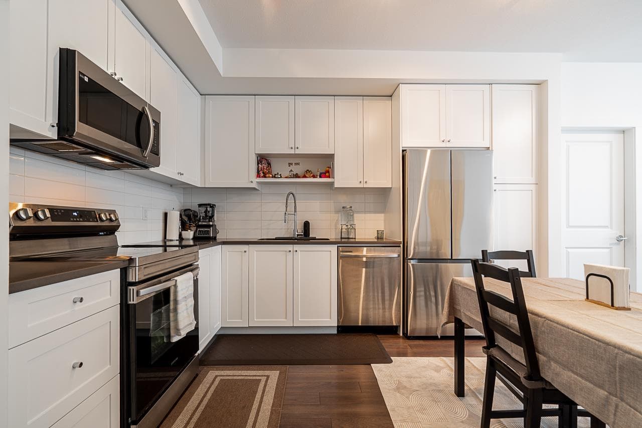 407 15815 85 AVENUE, Fraser Valley — photo 5