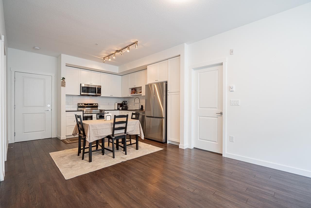 407 15815 85 AVENUE, Fraser Valley — photo 4