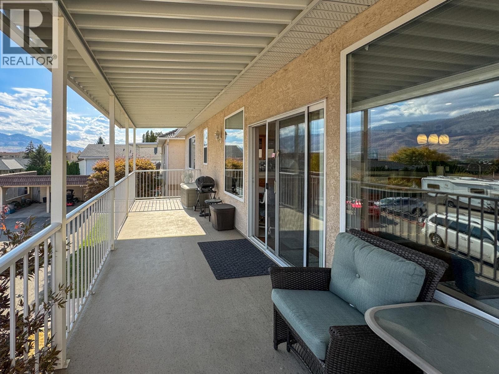 2 ROYAL ANN COURT UNIT 11, Interior REALTORS® — photo 2