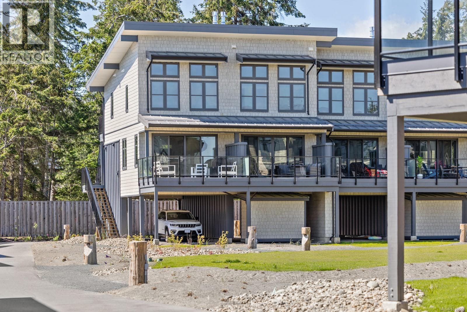 22 9022 CLARKSON AVENUE — photo 5